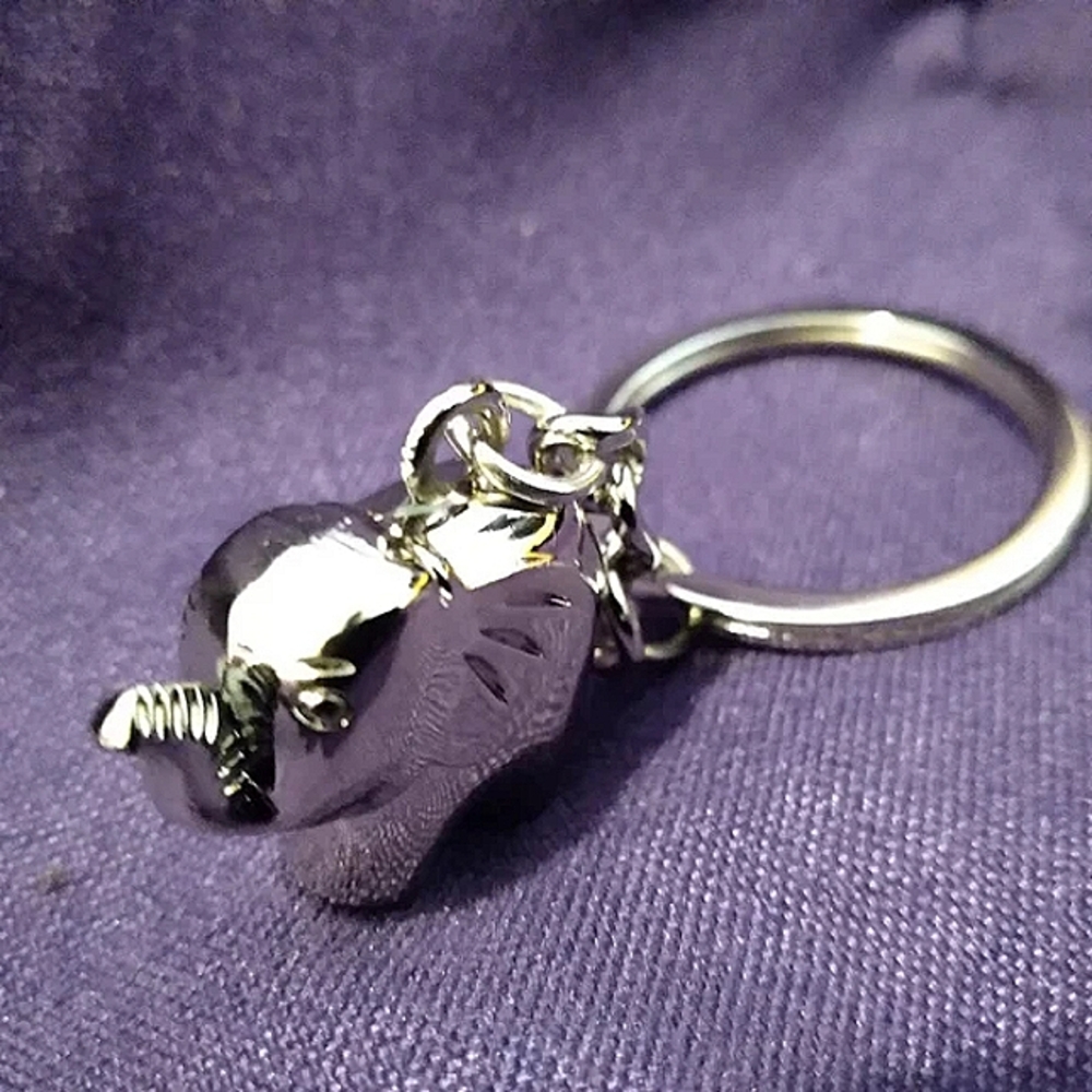 Elephant Keychain - Picture 3 of 3